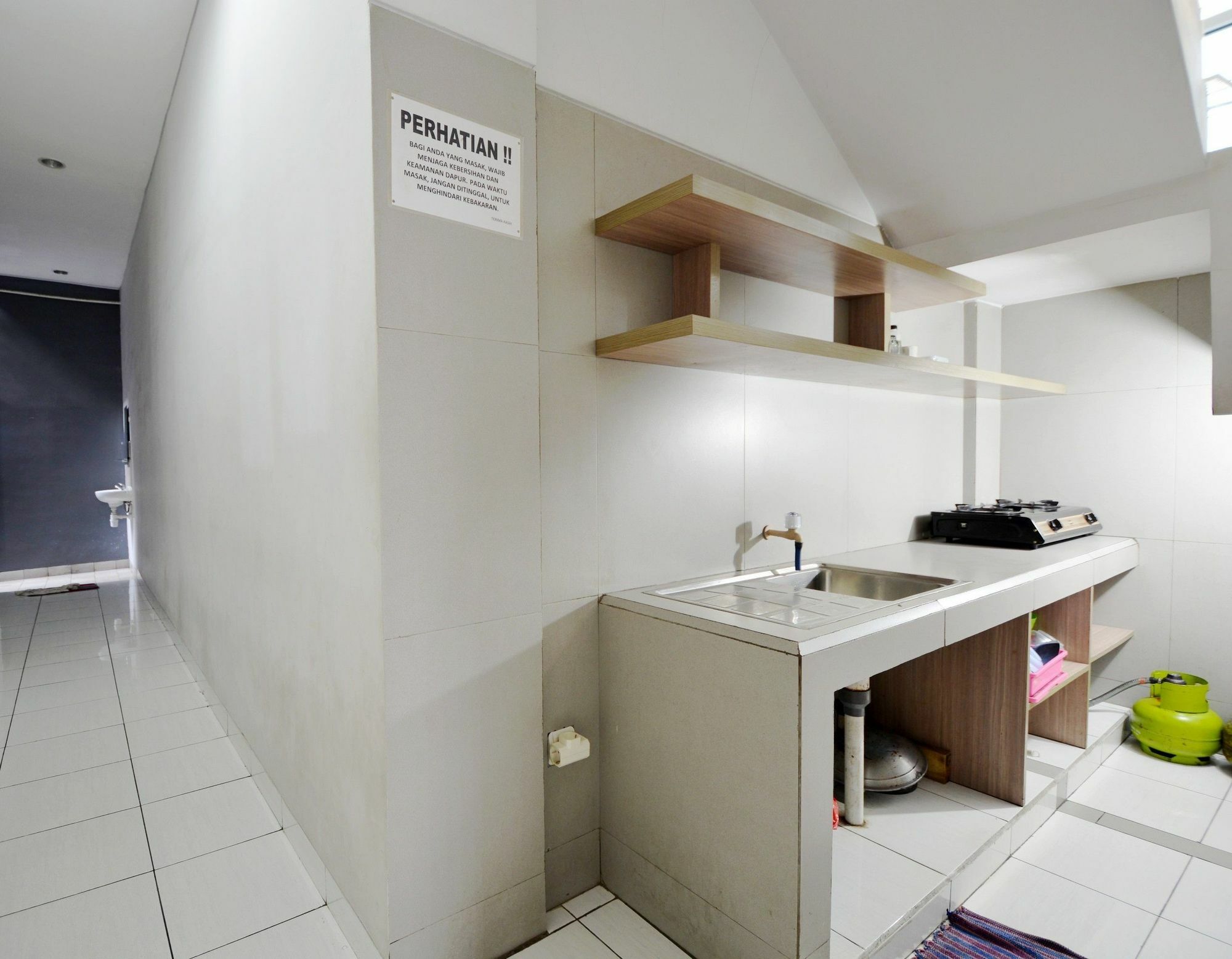 Zen Rooms Karet Pedurenan Jakarta Exterior photo